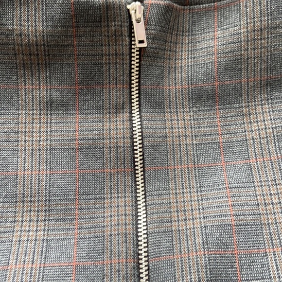 Zara Pencil Skirt - Picture 4 of 5